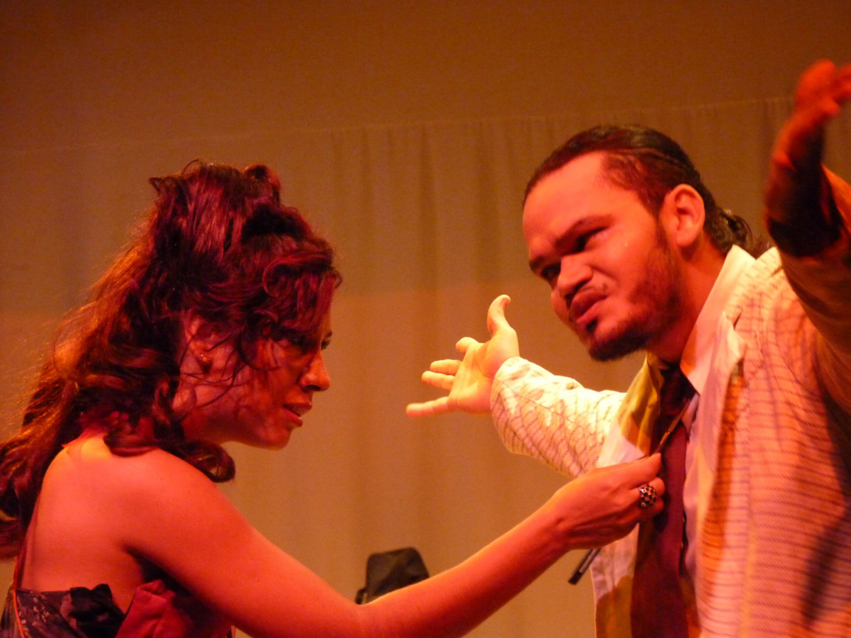 img_galeria_Gilda – O Romance da Moça Morta na Cidade Flutuante (4).jpg