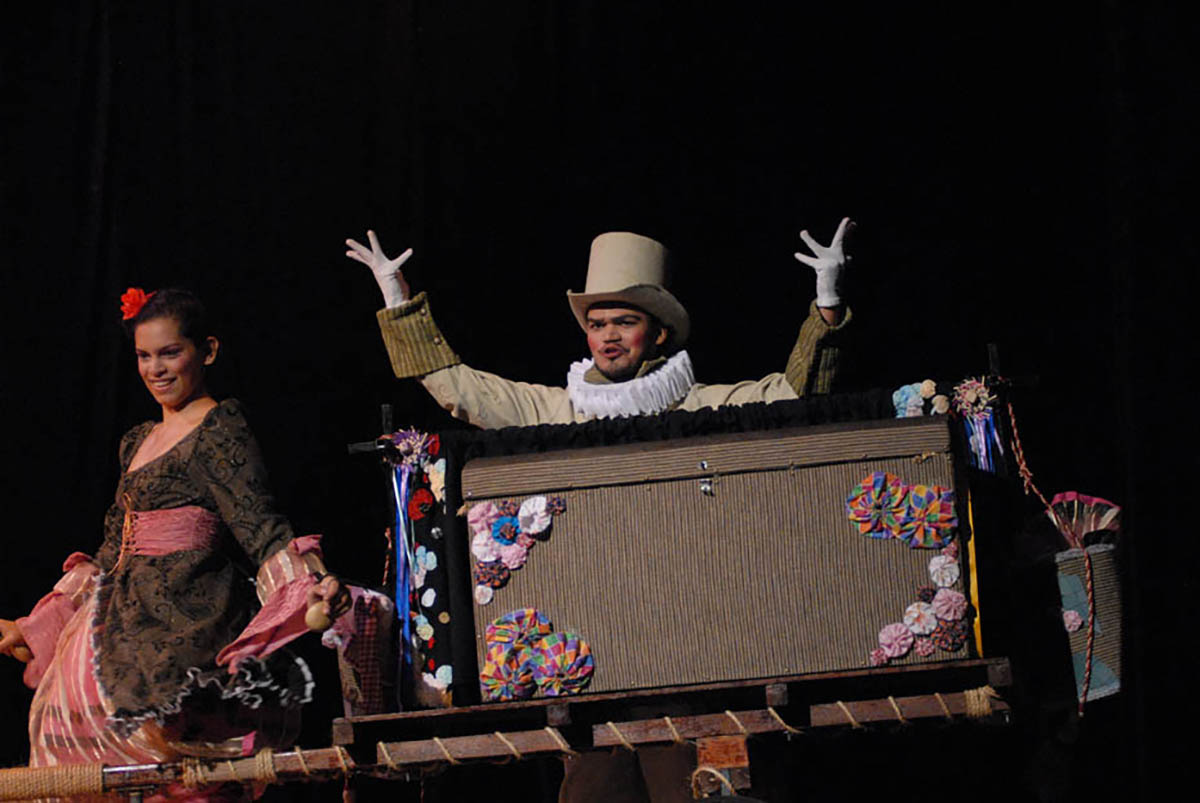 img_galeria_O Labirinto de Januário (2).jpg